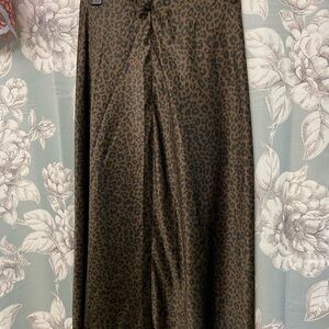 Hot Topic Brown Leopard Print Maxi Skirt